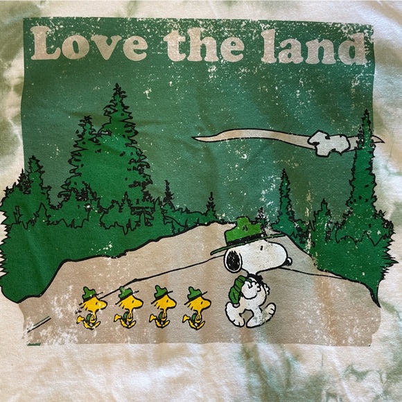 Peanuts Snoopy tie dye graphic crop top size XL NWT - Picture 3 of 4